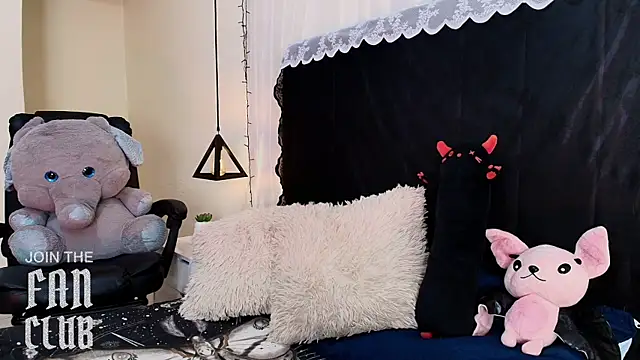 IvyBelle  online show from May 2026 11:18:01 AM