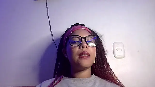 gigi1326 online show from July 2026 02:18:01 AM