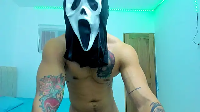 Snapshot of magic_mike_26 chatting on October 2025 11:00:01 AM magic mike 26 online show from October 2025 11:00:01 AM