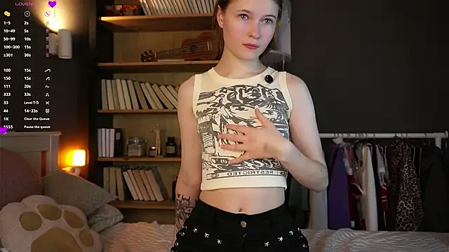 LynHillaire online show from January 2026 11:36:01 AM