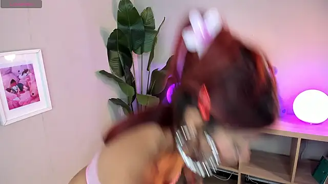 Snapshot of Mystic_blue chatting on January 2026 12:44:02 PM Mystic blue online show from January 2026 12:44:02 PM