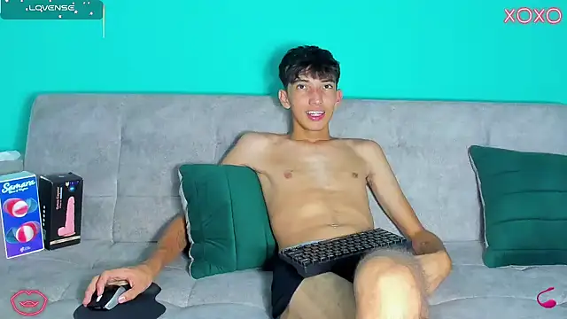 Maikol Ortiz online show from October 2025 01:06:01 AM