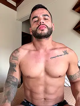 Bruno De Lucaa  online show from September 2025 04:40:01 PM