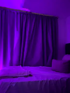 Snapshot of helen_palmer chatting on November 2025 02:28:02 AM helen palmer online show from November 2025 02:28:02 AM