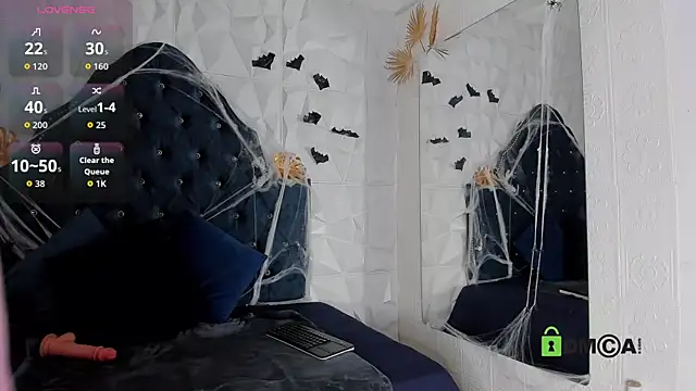 Snapshot of _mia_milf_ chatting on October 2025 02:44:01 AM mia milf online show from October 2025 02:44:01 AM