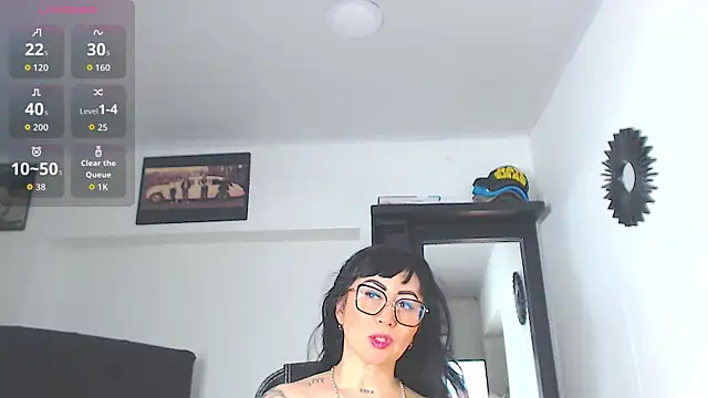 Vicky hotmilf online show from April 2026 08:20:02 AM