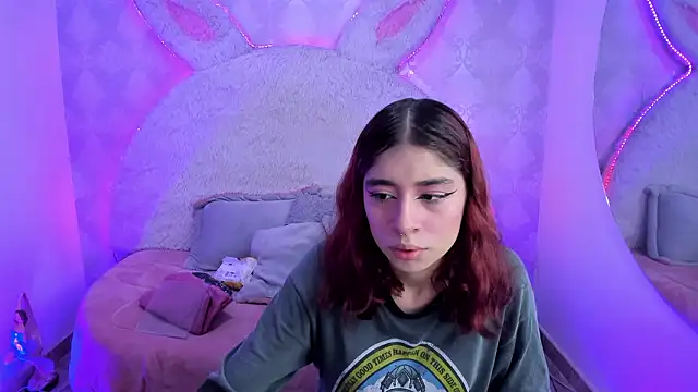 Gaby louse online show from February 2026 07:31:02 PM