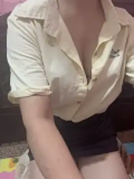 Snapshot of Thu_yaha chatting on May 2026 01:55:02 AM Thu yaha online show from May 2026 01:55:02 AM