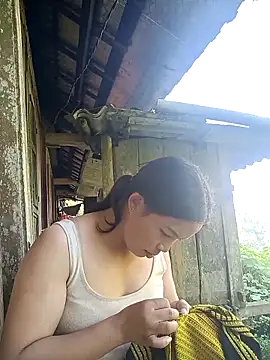 KumChyn online show from October 2025 07:55:02 AM