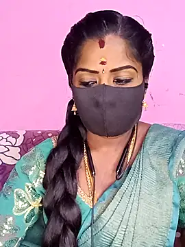 Snapshot of tamilammukuttyy chatting on April 2026 03:09:01 AM tamilammukuttyy online show from April 2026 03:09:01 AM