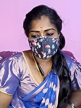 Snapshot of tamilammukuttyy chatting on May 2026 04:04:02 PM tamilammukuttyy online show from May 2026 04:04:02 PM