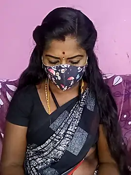 Snapshot of tamilammukuttyy chatting on May 2026 03:57:02 AM tamilammukuttyy online show from May 2026 03:57:02 AM