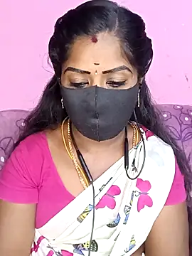 Snapshot of tamilammukuttyy chatting on May 2026 04:36:01 PM tamilammukuttyy online show from May 2026 04:36:01 PM