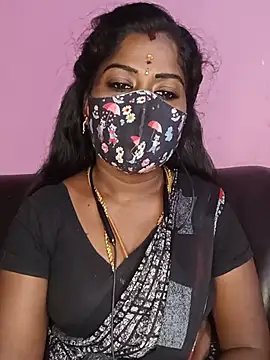 Snapshot of tamilammukuttyy chatting on May 2026 11:21:01 PM tamilammukuttyy online show from May 2026 11:21:01 PM