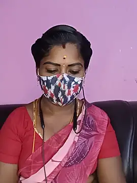 Snapshot of tamilammukuttyy chatting on May 2026 03:04:02 AM tamilammukuttyy online show from May 2026 03:04:02 AM