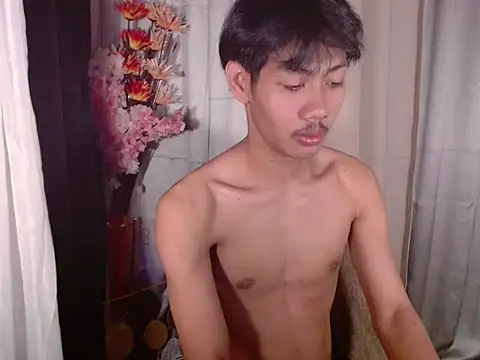 fucking hot2 online show from February 2026 06:22:01 PM