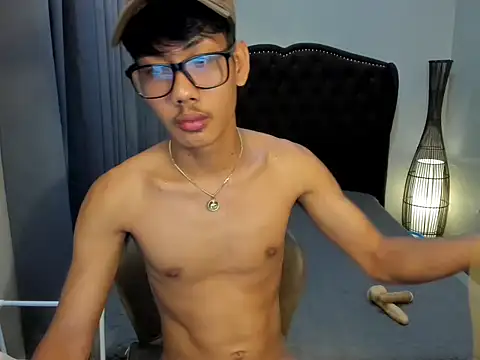 fucking hot2 online show from April 2026 03:06:01 PM