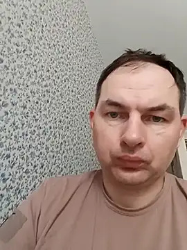 Snapshot of SummerArthur chatting on September 2025 12:29:01 PM SummerArthur online show from September 2025 12:29:01 PM