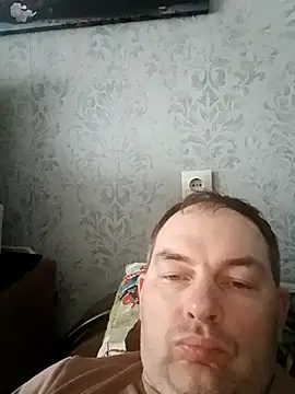 Snapshot of SummerArthur chatting on September 2025 09:43:02 AM SummerArthur online show from September 2025 09:43:02 AM