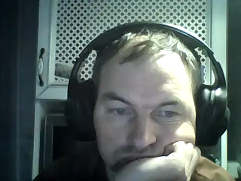 Snapshot of SummerArthur chatting on September 2025 06:34:01 PM SummerArthur online show from September 2025 06:34:01 PM