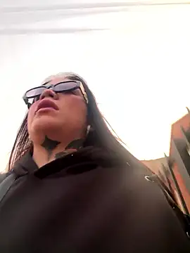 Snapshot of MAGIC_TESSA chatting on January 2026 11:02:02 AM MAGIC TESSA online show from January 2026 11:02:02 AM