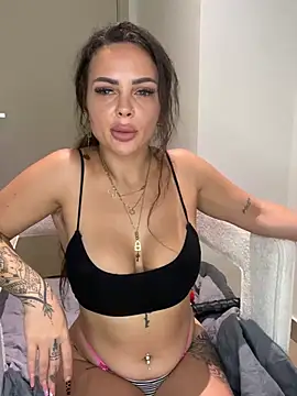 Hotsharwty online show from May 2026 07:45:01 PM