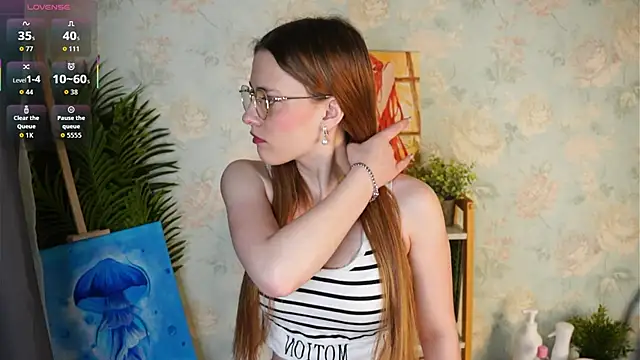 Snapshot of HollieCollelo chatting on February 2026 03:12:02 AM HollieCollelo online show from February 2026 03:12:02 AM