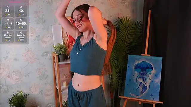 Snapshot of HollieCollelo chatting on February 2026 03:10:01 AM HollieCollelo online show from February 2026 03:10:01 AM