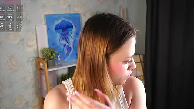 Snapshot of HollieCollelo chatting on February 2026 03:07:01 AM HollieCollelo online show from February 2026 03:07:01 AM