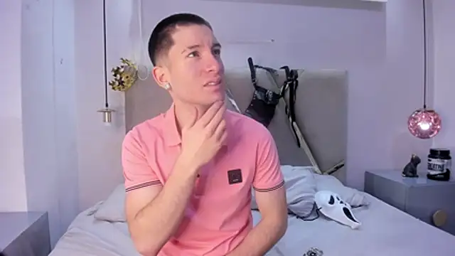 HunterHeat  online show from November 2025 11:45:01 AM