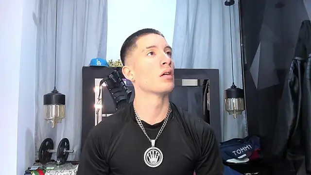 HunterHeat  online show from April 2026 01:27:02 PM