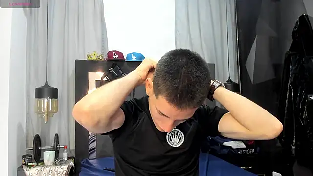 HunterHeat  online show from April 2026 11:53:02 AM