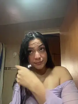 alilith online show from November 2025 05:57:02 PM