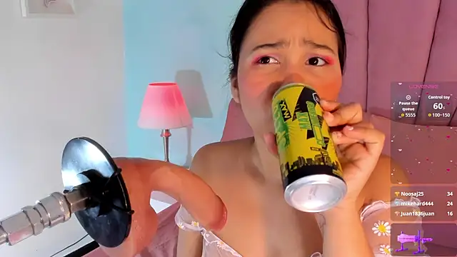 emma clarke  online show from October 2025 03:51:02 AM