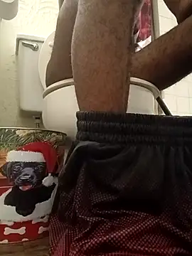 Snapshot of moneybaggtj chatting on January 2026 04:33:01 PM moneybaggtj online show from January 2026 04:33:01 PM