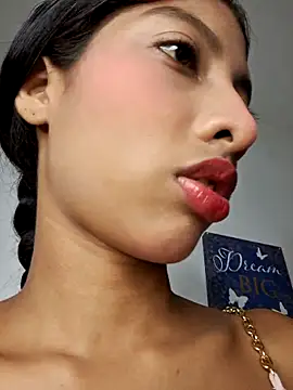 Sol em online show from September 2025 12:41:01 PM