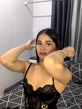 Snapshot of AngelHille chatting on October 2025 03:54:01 PM AngelHille online show from October 2025 03:54:01 PM