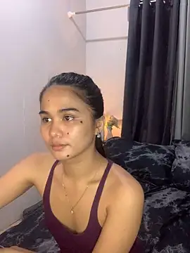 Snapshot of AngelHille chatting on November 2025 05:47:01 PM AngelHille online show from November 2025 05:47:01 PM