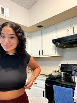 Prettygirl6070 online show from September 2025 08:42:02 PM