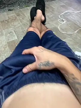 Original Luiz online show from February 2026 03:02:02 AM