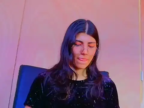 Snapshot of Candy_sexyhot01 chatting on December 2025 04:34:01 PM Candy sexyhot01 online show from December 2025 04:34:01 PM