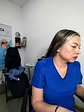 Madisson-04  online show from November 2025 06:32:01 PM