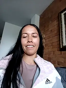 MiaForever1 online show from May 2026 06:16:02 PM