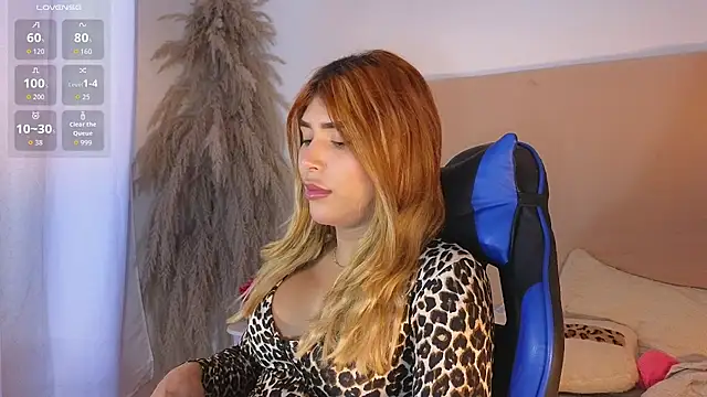 dahiana marin online show from November 2025 08:42:02 PM