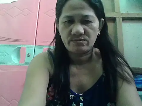 Snapshot of hotmama_063 chatting on September 2025 04:39:02 AM hotmama 063 online show from September 2025 04:39:02 AM