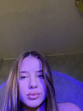 Snapshot of Immy_Megan chatting on September 2025 07:47:01 PM Immy Megan online show from September 2025 07:47:01 PM