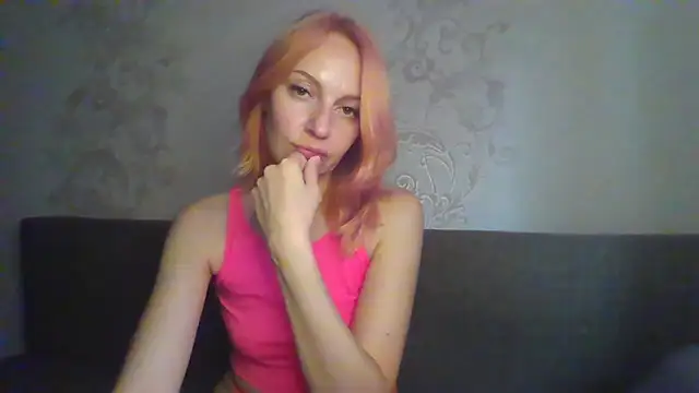 MashaSwan9977 online show from October 2025 12:03:01 PM