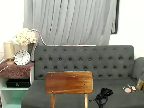 Snapshot of Misskatexx chatting on December 2025 10:10:02 AM Misskatexx online show from December 2025 10:10:02 AM