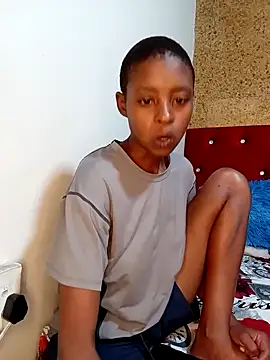 SweetSlenderChoc online show from April 2026 02:16:02 AM