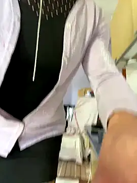 vikinylon online show from September 2025 11:23:01 AM